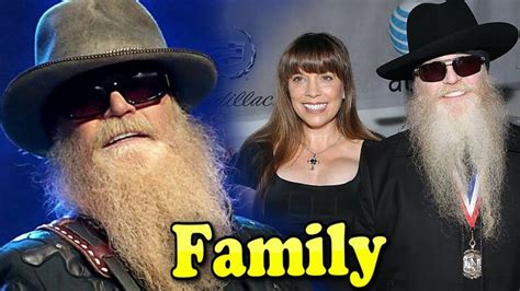 dusty hill wife and kids.
